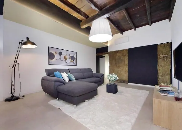 Loft Trevi Fountain Iv *